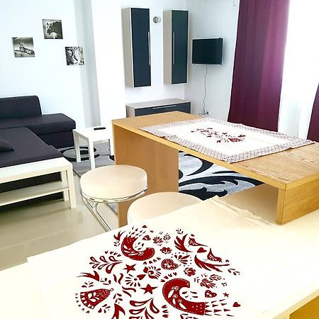 Apartament Fundeni Bukarest Exteriör bild